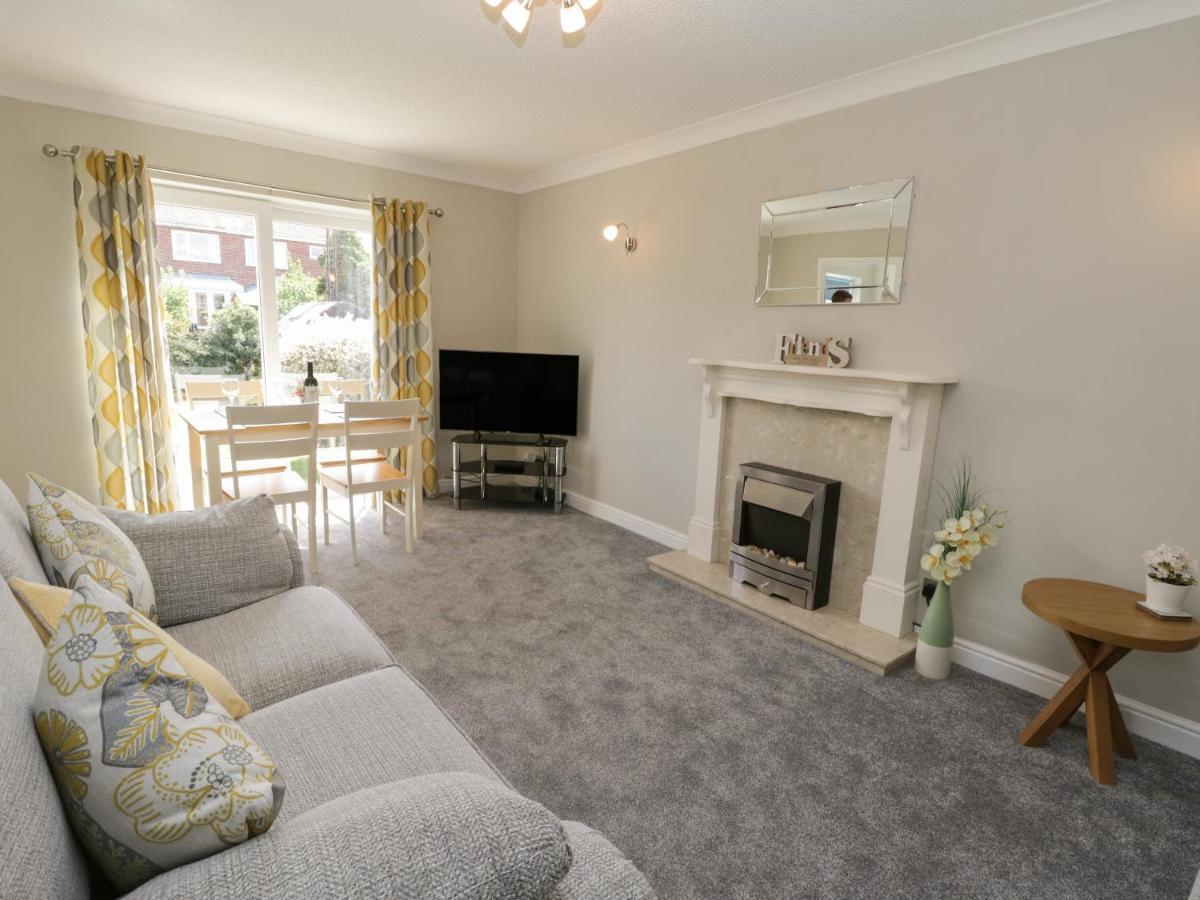 Rose Bungalow Whitby Eksteriør bilde